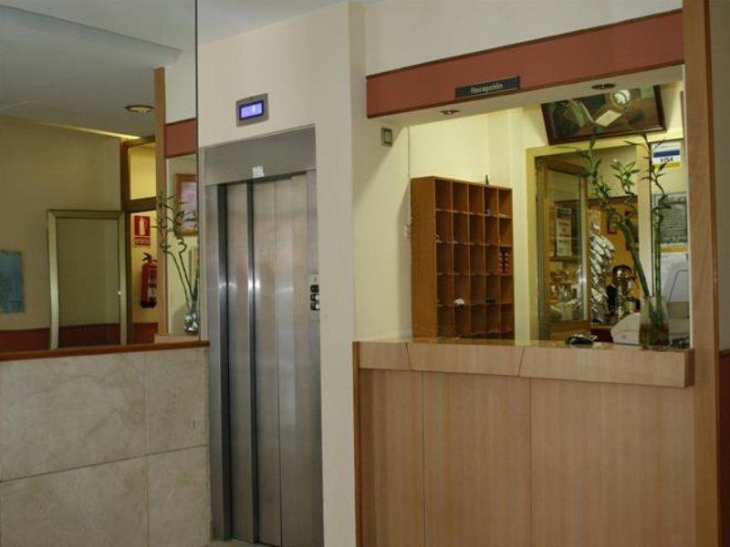 Hostal Liste Station A Coruña Zewnętrze zdjęcie