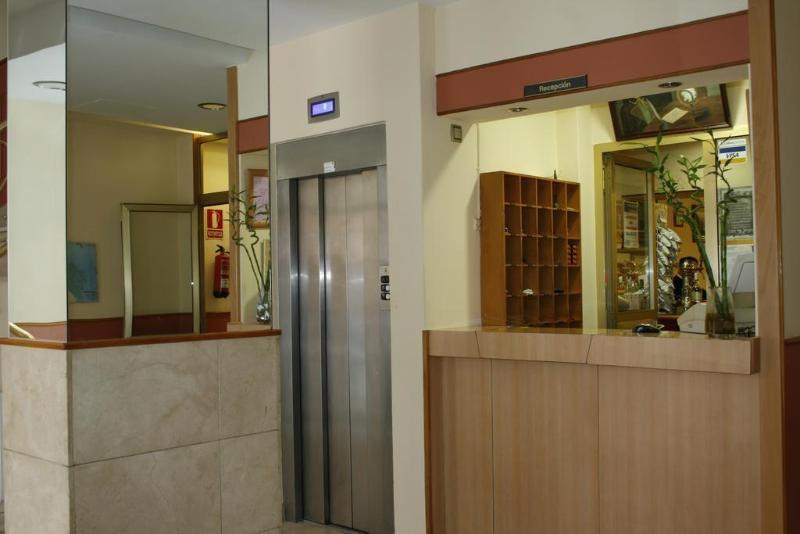 Hostal Liste Station A Coruña Zewnętrze zdjęcie